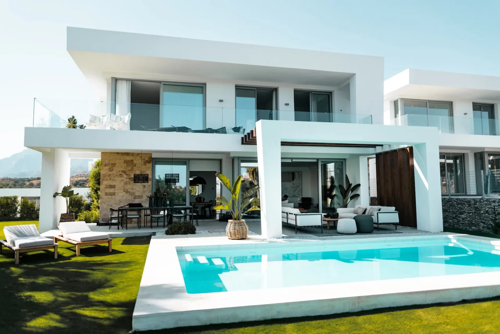 Property Sales in Costa Del Sol